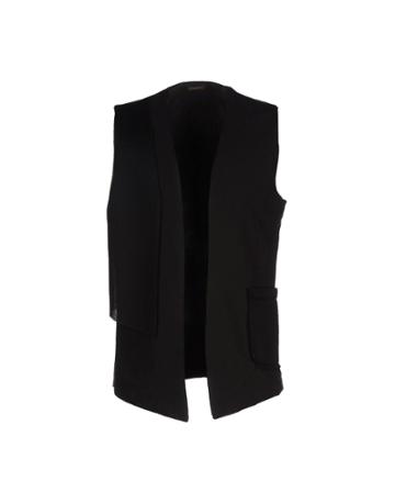 Outfit Vests