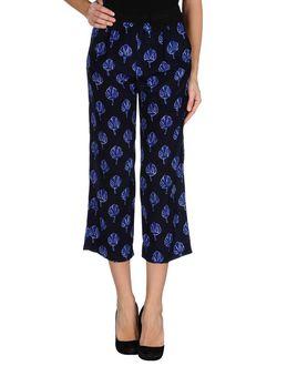 Uniqueness 3/4-length Shorts