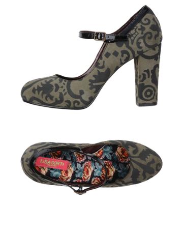 Lisa Corti Pumps