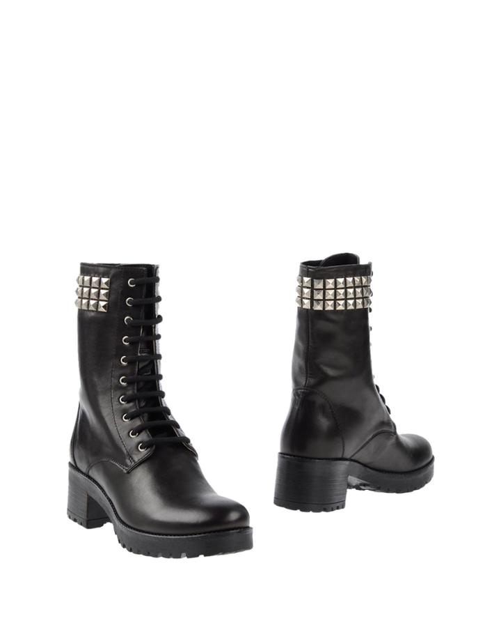 Ki6? Who Are You? Booties