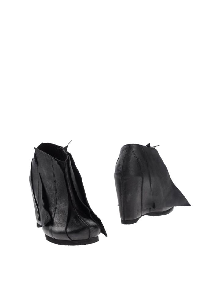 Peter Non Booties