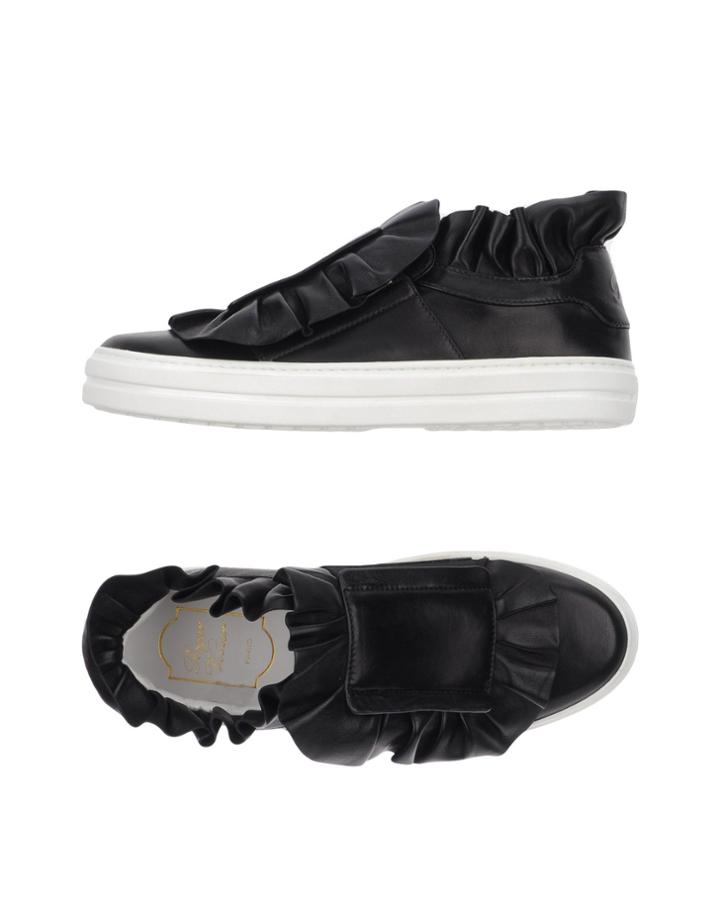Roger Vivier Sneakers