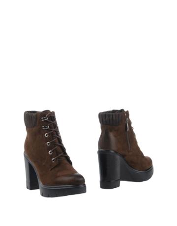 Lisa-w Ankle Boots