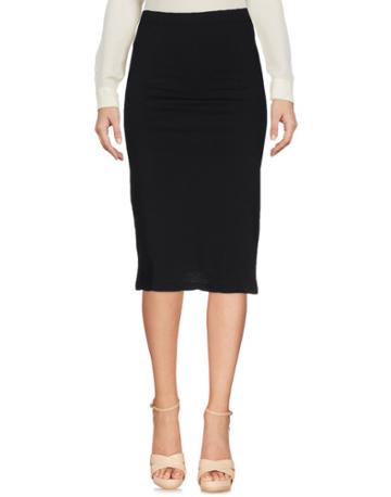 Numero 00 3/4 Length Skirts