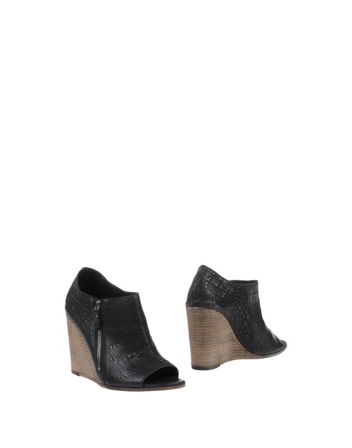 O.x.s. Booties