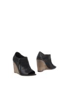 O.x.s. Booties