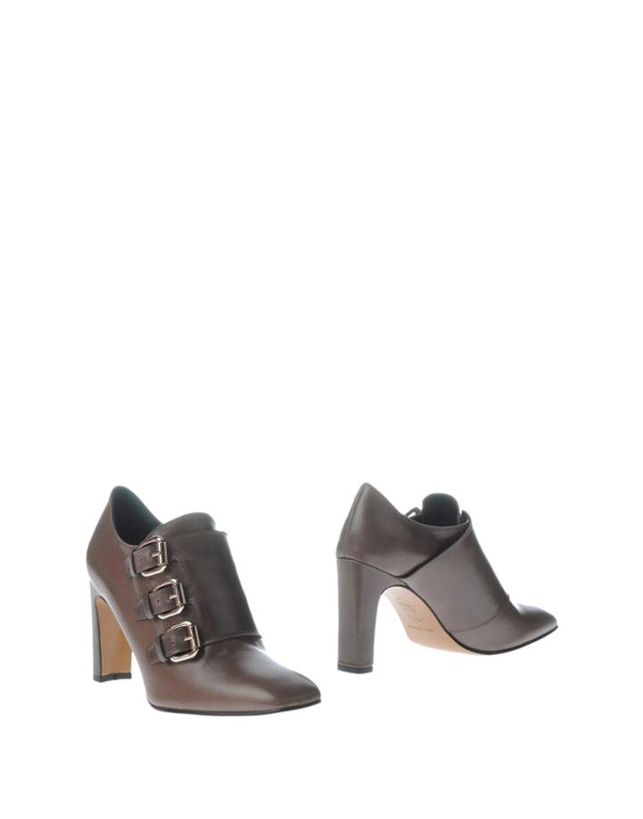 Rebeca Sanver Booties