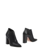 Esquisse Ankle Boots