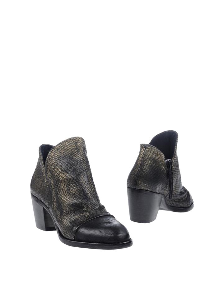 Keep Originals Booties