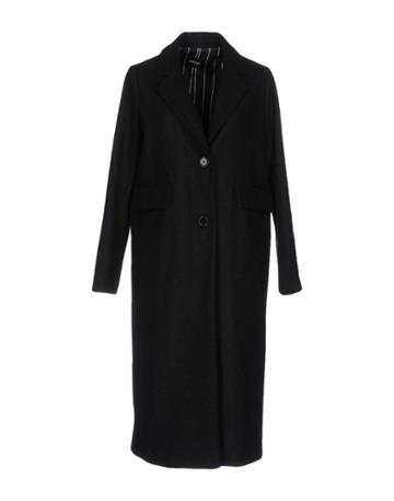 Capricciosa Coats