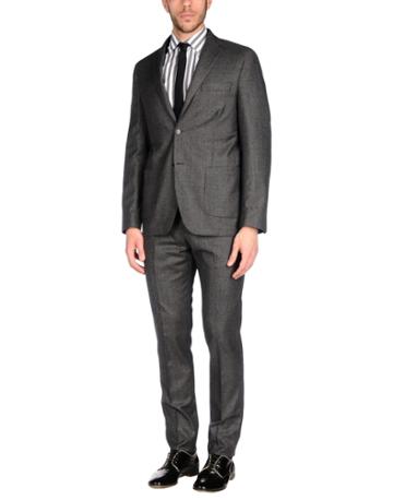 Richard Owe'n Suits