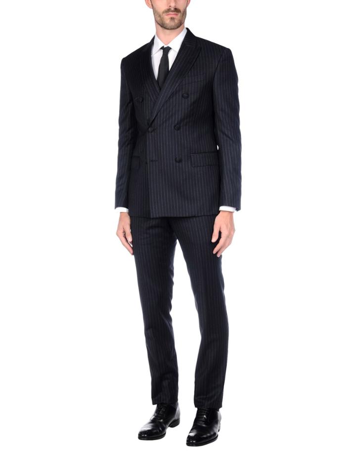 Trama Suits