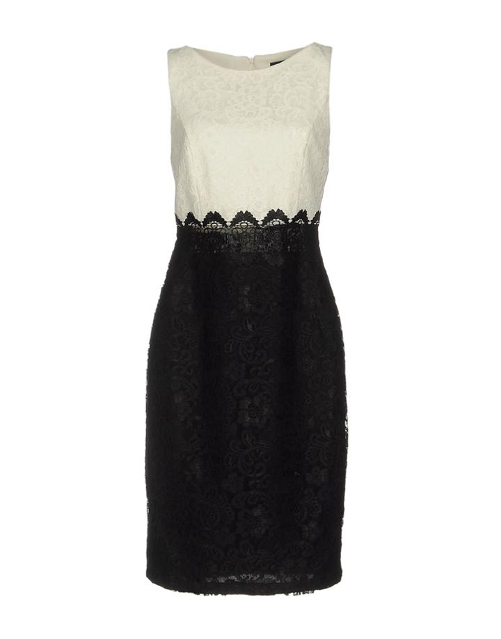 Helena.p Knee-length Dresses