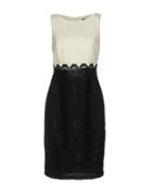 Helena.p Knee-length Dresses