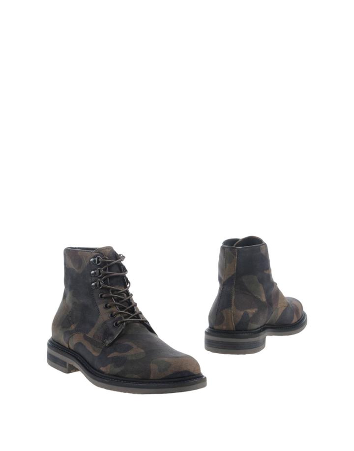 Hydrogen Ankle Boots