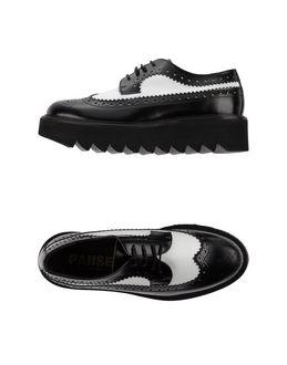 Pause Lace-up Shoes