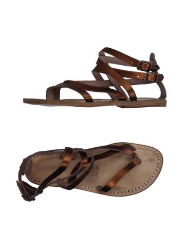 Maccapani3 Toe Strap Sandals