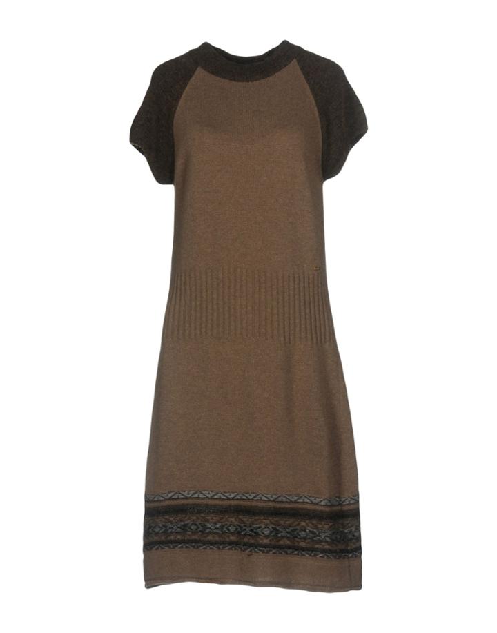 Le Full Knee-length Dresses
