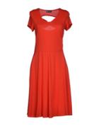 Sin Quanone Knee-length Dresses