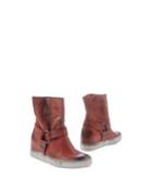 Pause Ankle Boots