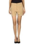 Laurence Dolig  Shorts