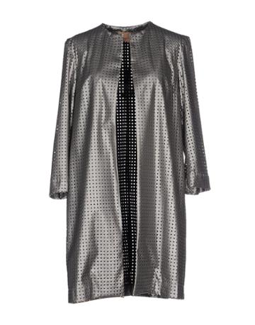 Maesta Overcoats