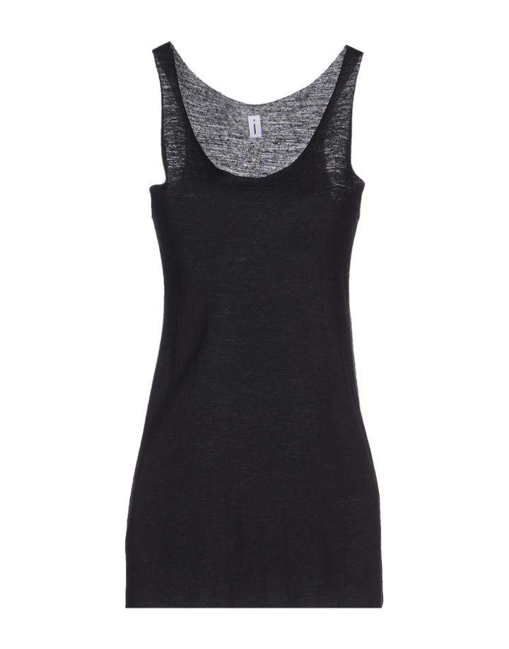 Isabella Clementini Tops