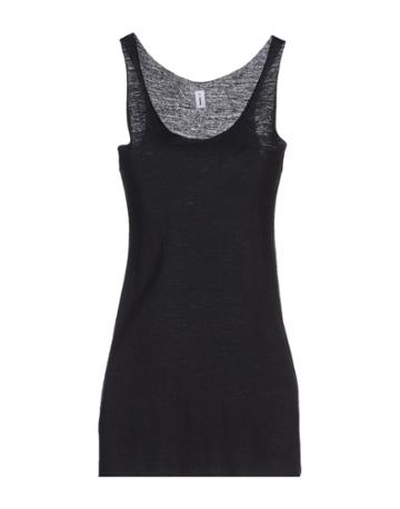Isabella Clementini Tops
