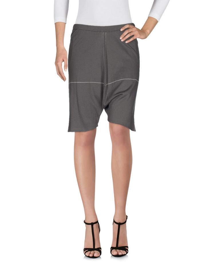 Label Under Construction Bermudas