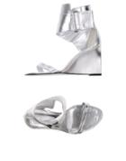 Karl Sandals