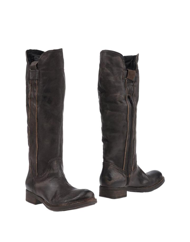 Ot  Boots
