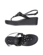 Fascino Donna Toe Strap Sandals