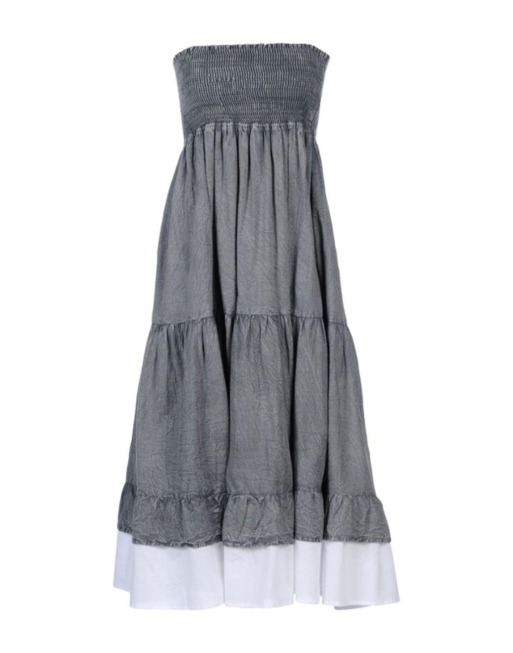 Vesto Pazzo Knee-length Dresses