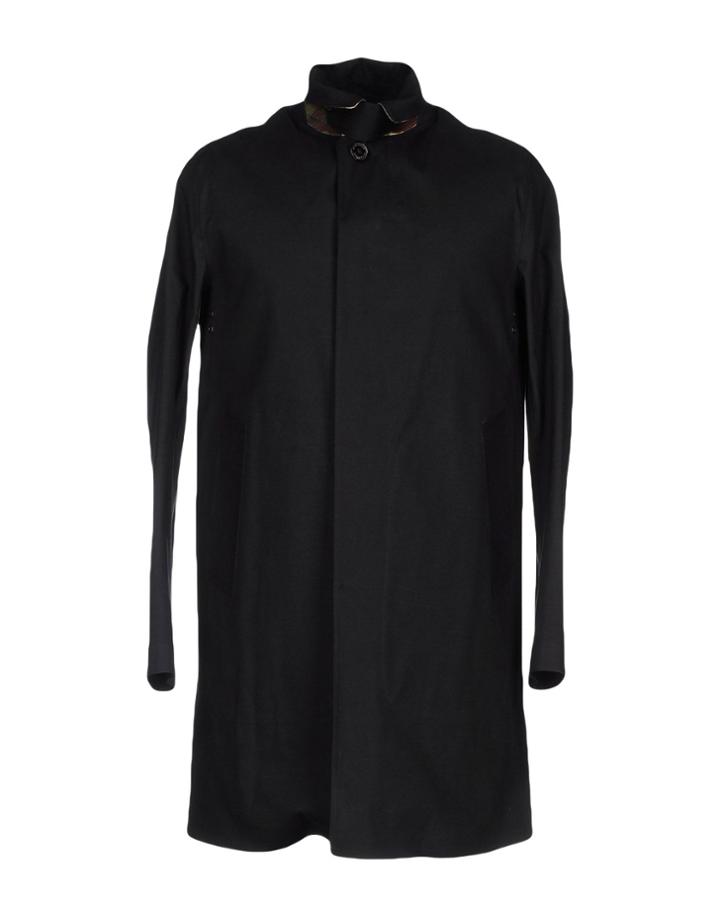 104 Mackintosh Coats