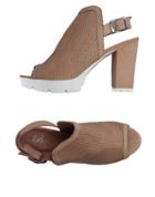 Bage Sandals
