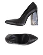 Collection Privee L'ux? Pumps