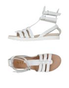 Natt Sandals