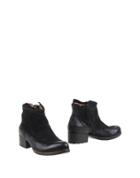 Studio 02 Ankle Boots