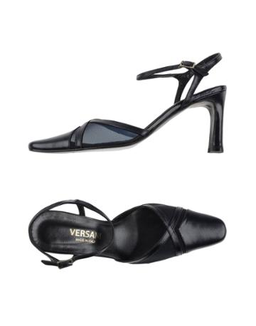 Versani Pumps