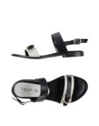 Linea Uno Sandals
