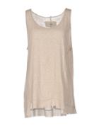 Tadaski Tops