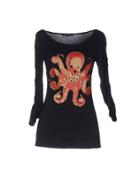 Eva Minge T-shirts