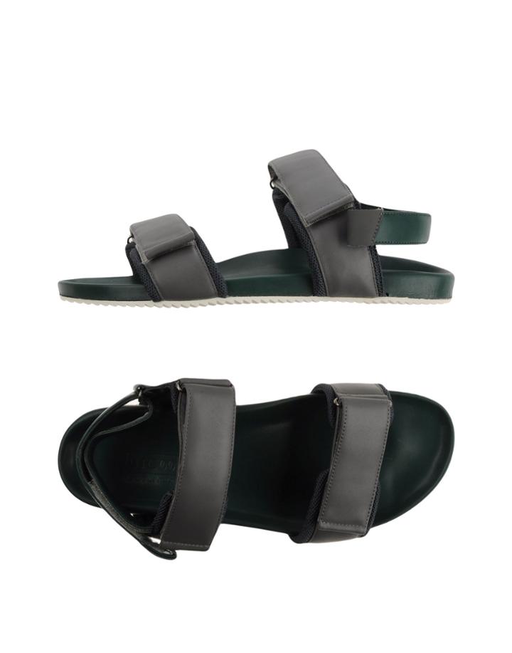 Utc00 Sandals