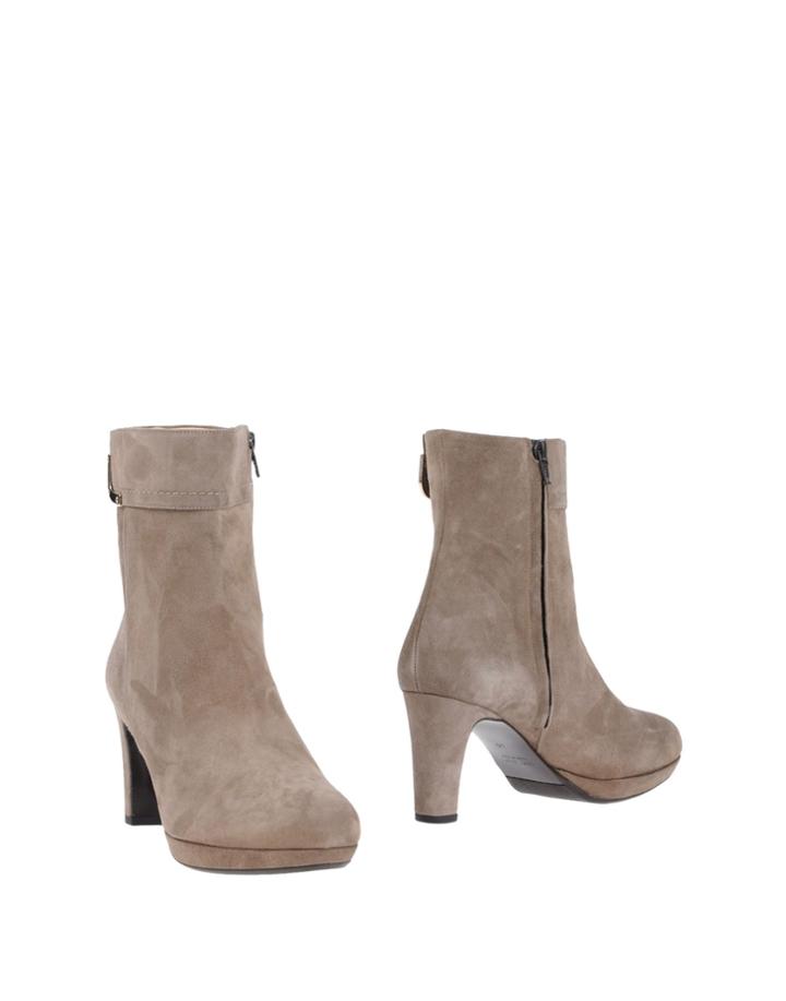 Lorbac Ankle Boots
