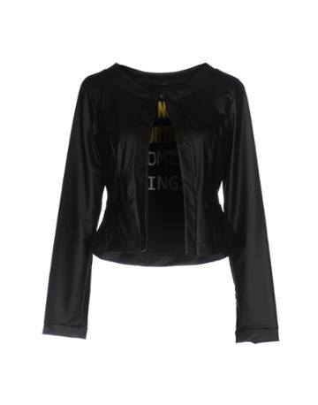 J'aime' Blazers