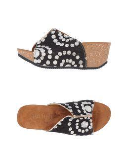 Pause Sandals