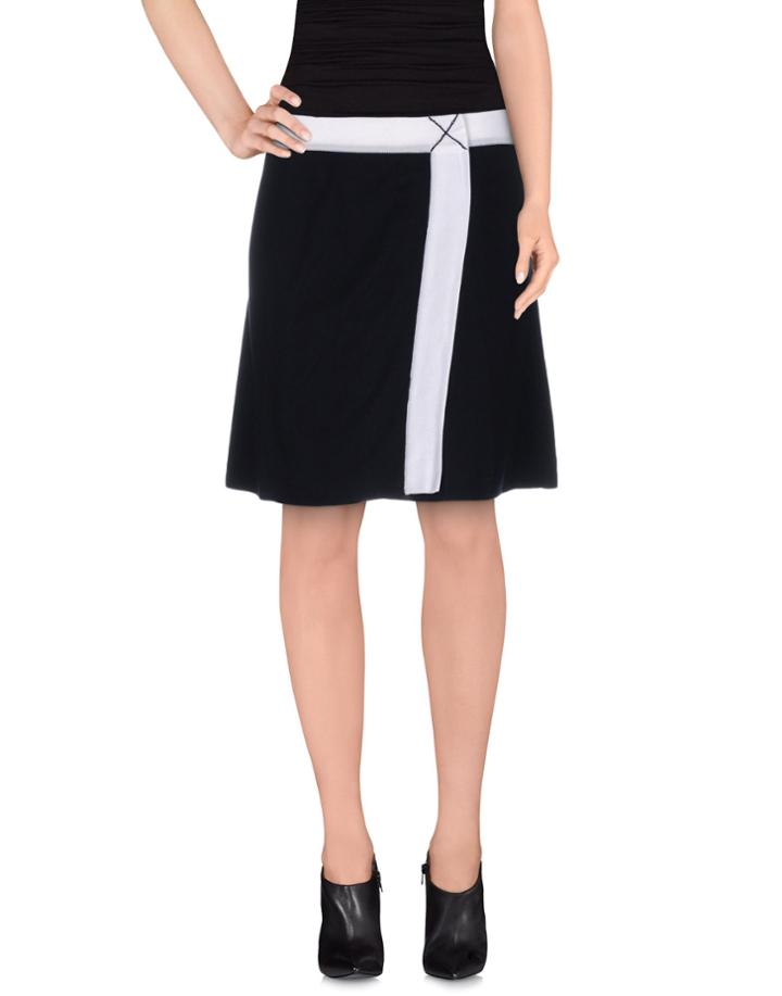 Due Di Due Mini Skirts