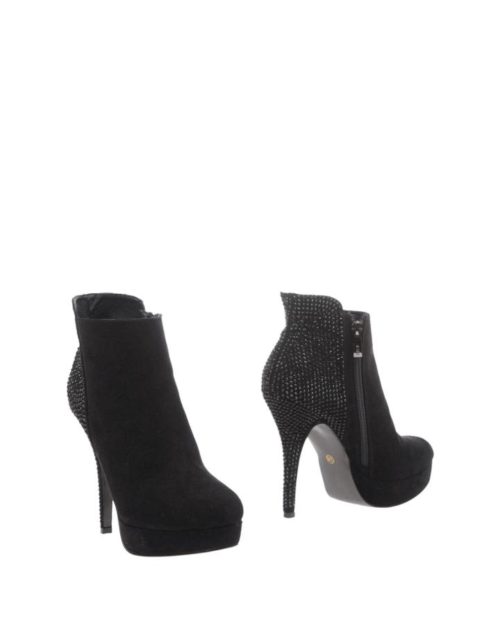 O6 The Gold Edition Ankle Boots