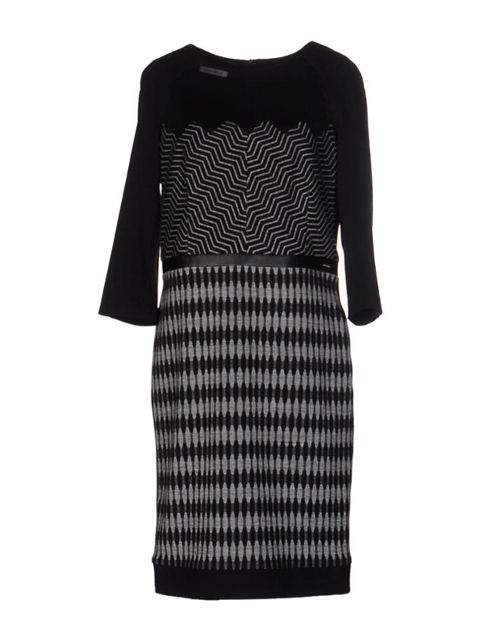 Cannella Knee-length Dresses