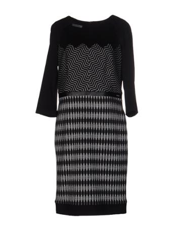 Cannella Knee-length Dresses